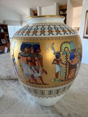 Kaiser Porcelain Vase -Scenes From The Tomb of Tutankhamun, The Ghent Collection
